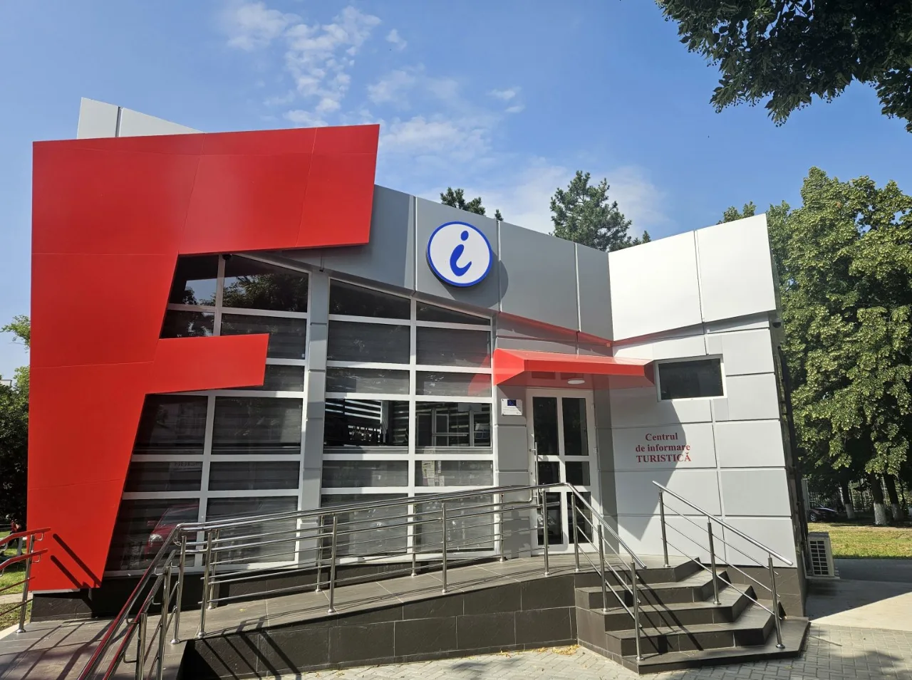 Photo of Ungheni Tourist Information Center