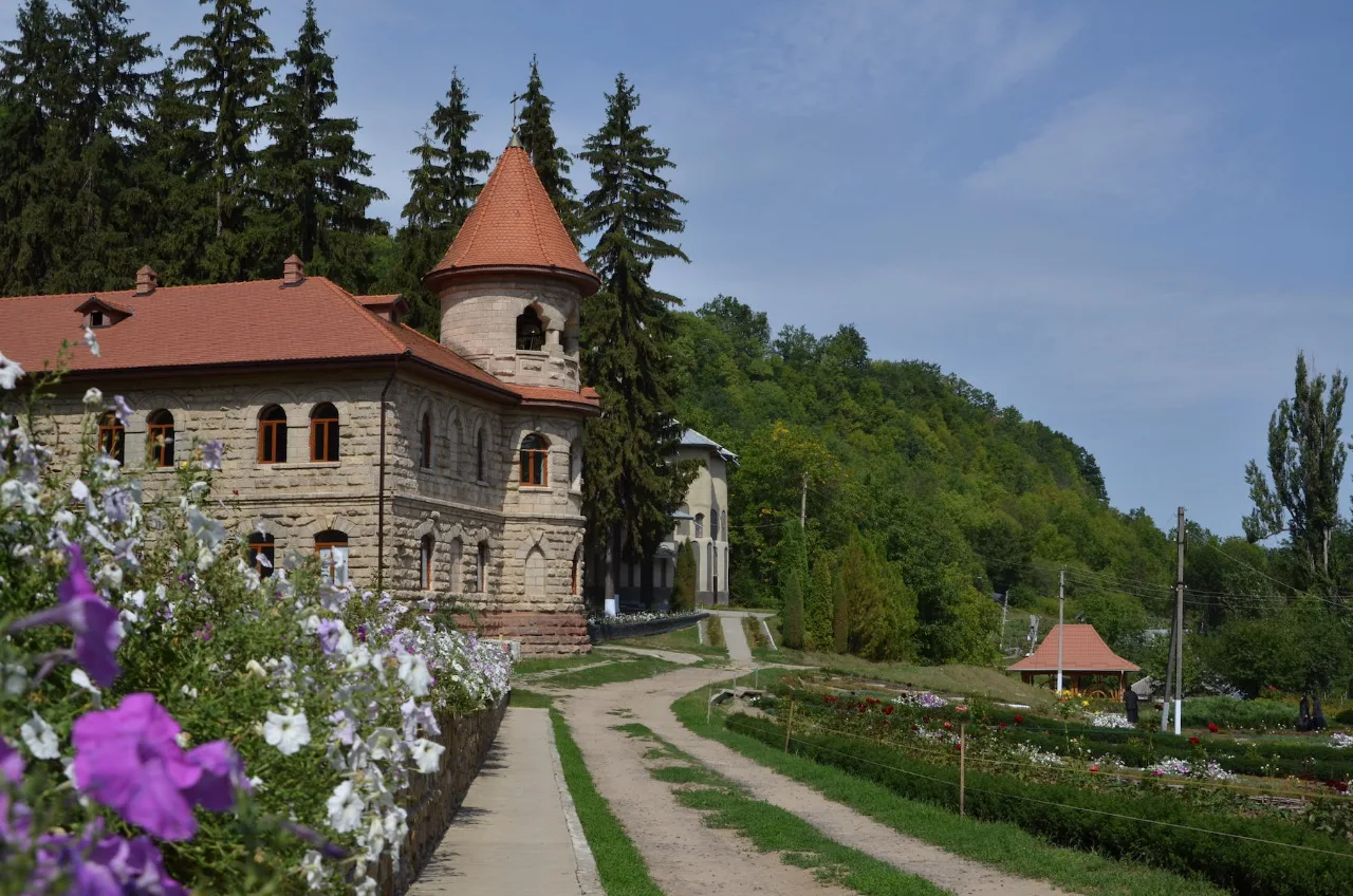 Photo of Rudi Monastery